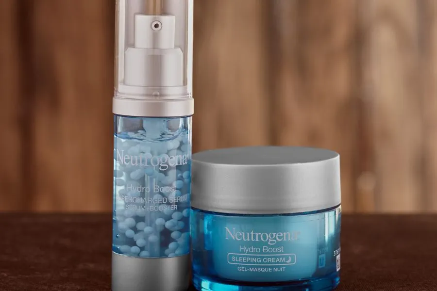 Two products from Neutrogena.